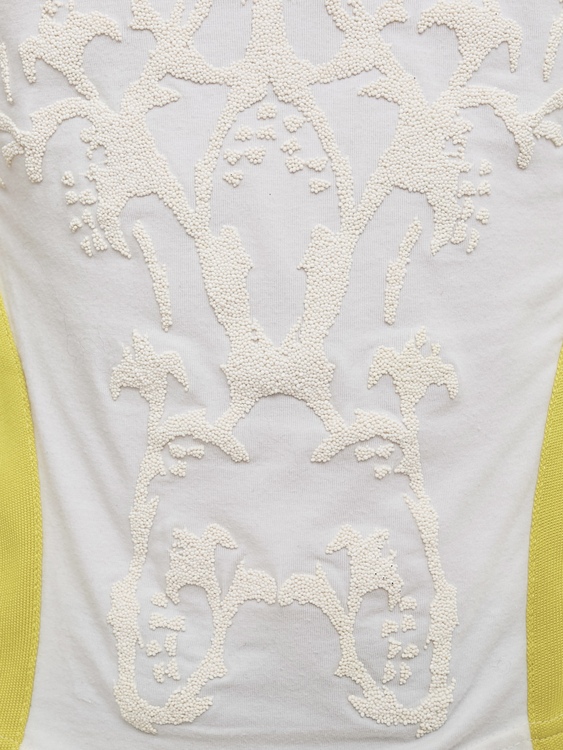 Extē Embellished T-Shirt 