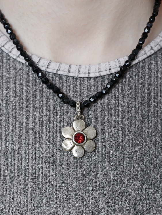 Flower Pendant Necklace 
