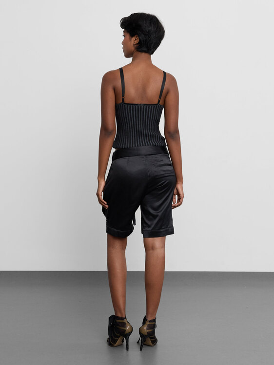 Extē Black Satin Shorts 