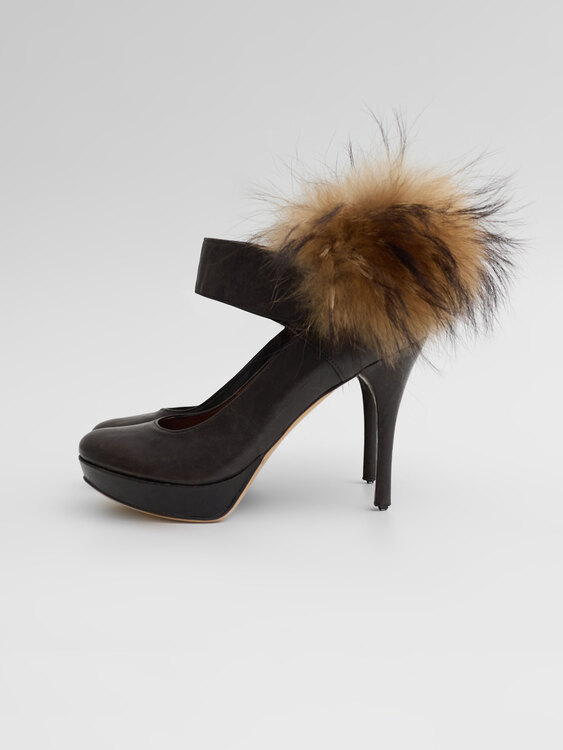 Brown Leather Fur-Trimmed Pumps  
