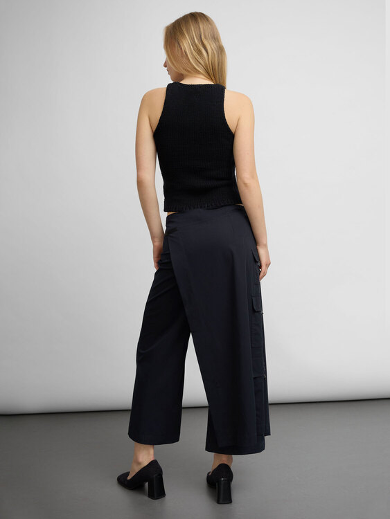 Extē Knitted Vest 
