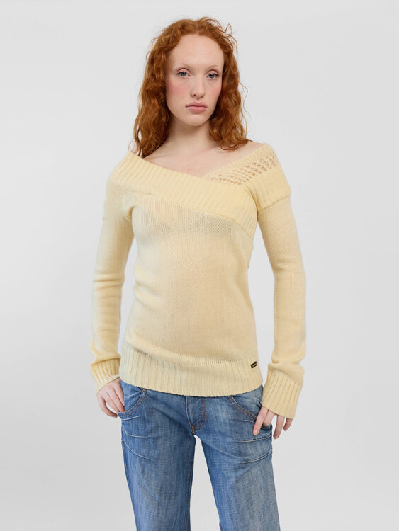 Killah Off-Shoulder Jumper 