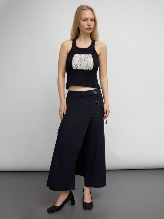 Extē Knitted Vest 
