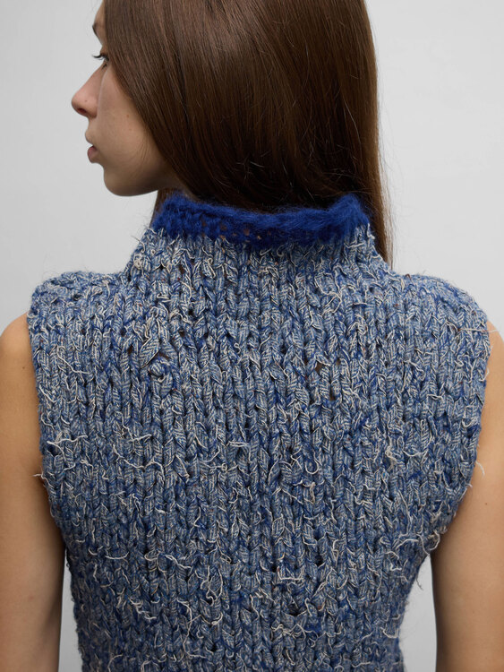 Gazebo Knitted Vest 