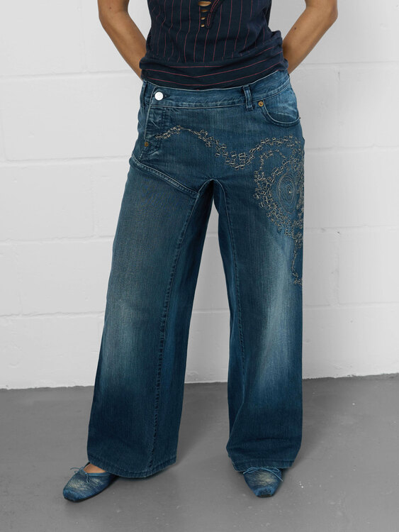 Michiko Koshino Embroidered Jeans 