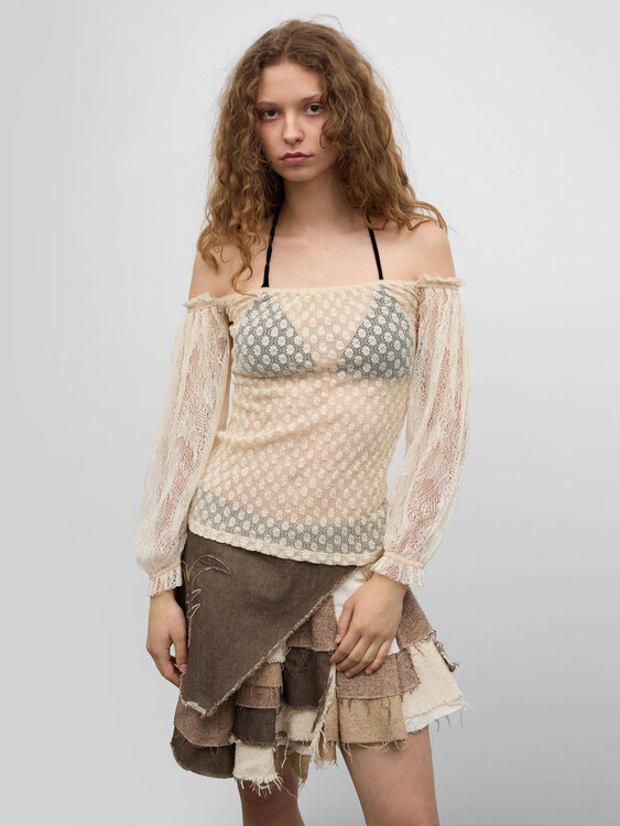 Off-Shoulder Lace Blouse 