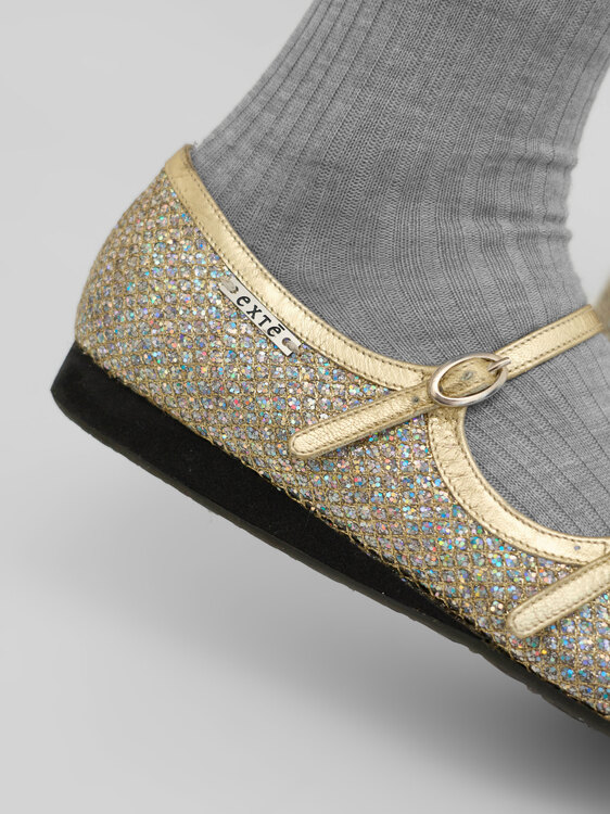 Extè Iridescent Glittery Flats 