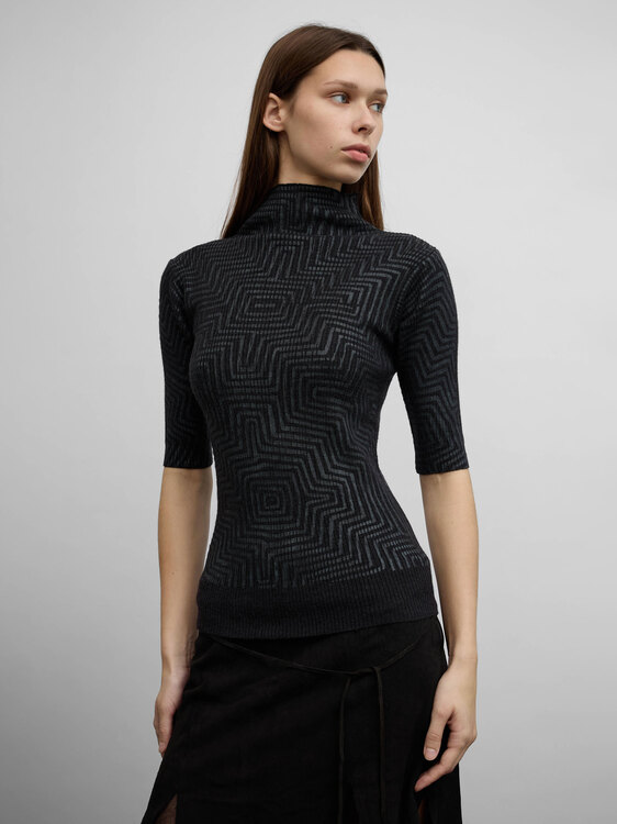 Geometric Print Turtleneck Top 