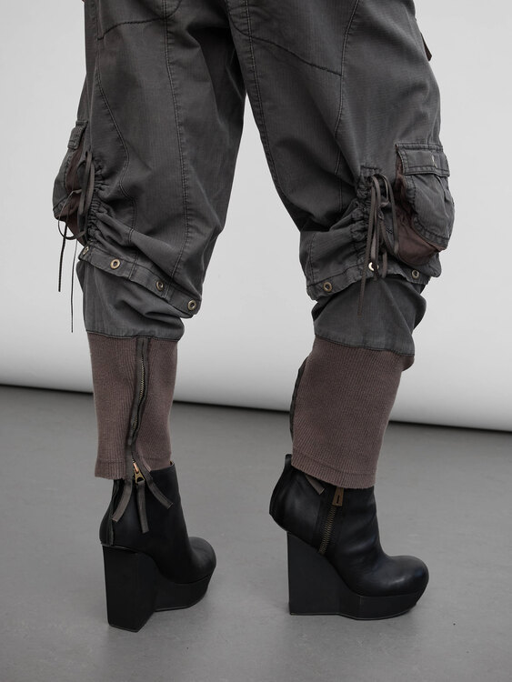 Girbaud Cargo Capris 