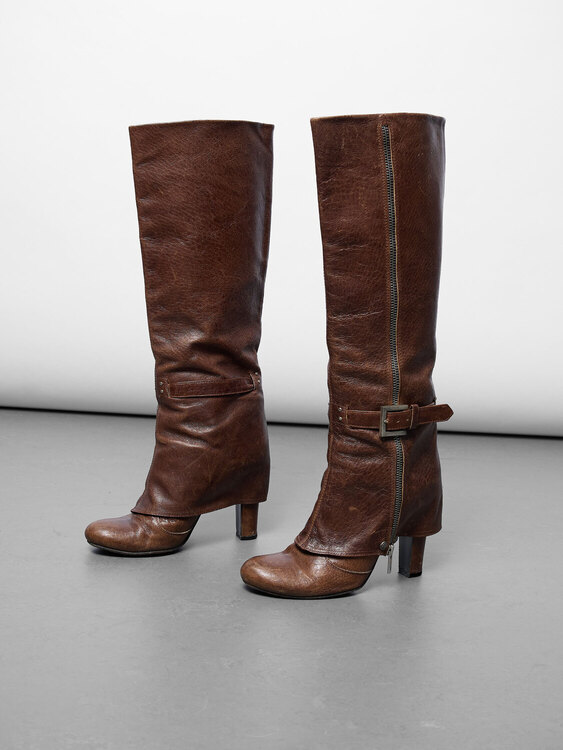 Extē Knee High Leather Boots 