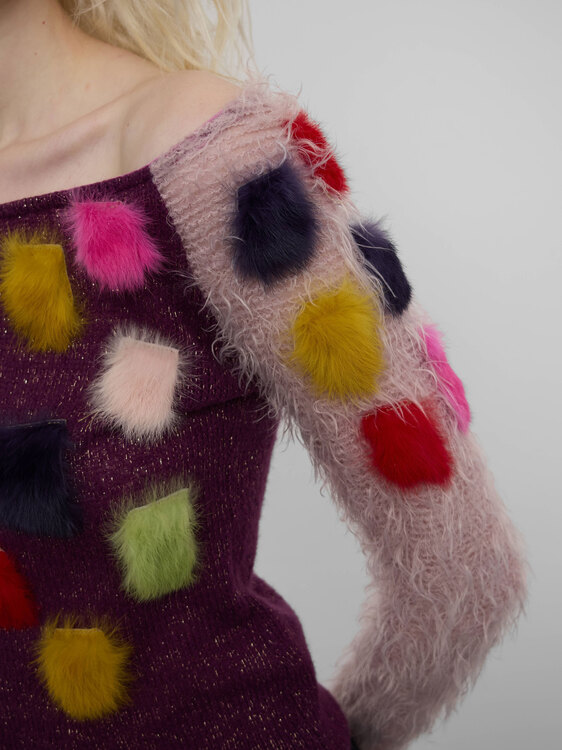 Voyage Passion Fuzzy Jumper 