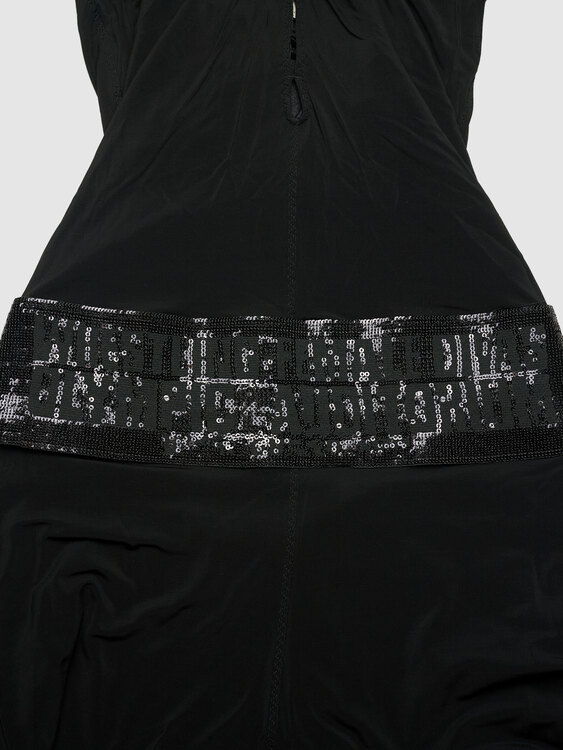 Extē Halter Midi Dress 