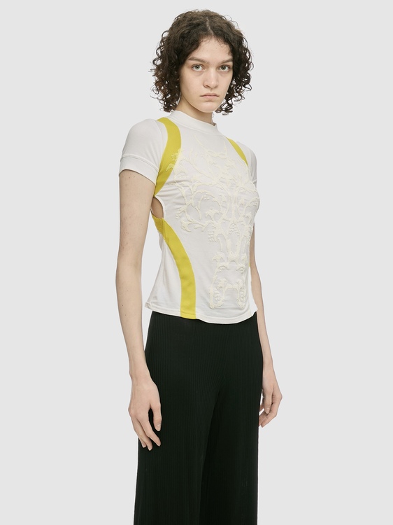 Extē Embellished T-Shirt 