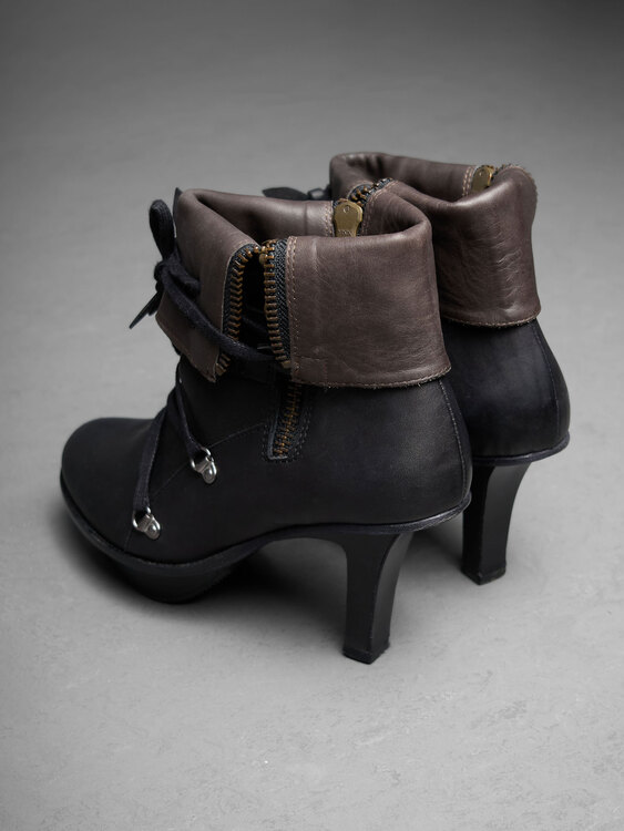 Girbaud Heeled Ankle Boots 