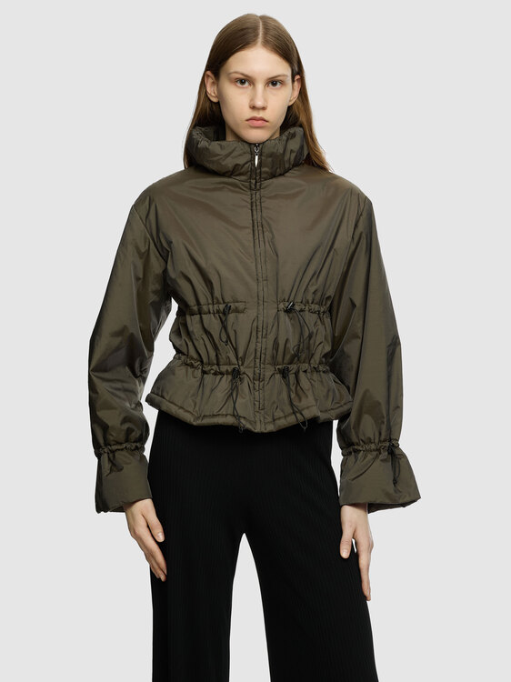 Gathered Nylon Jacket 